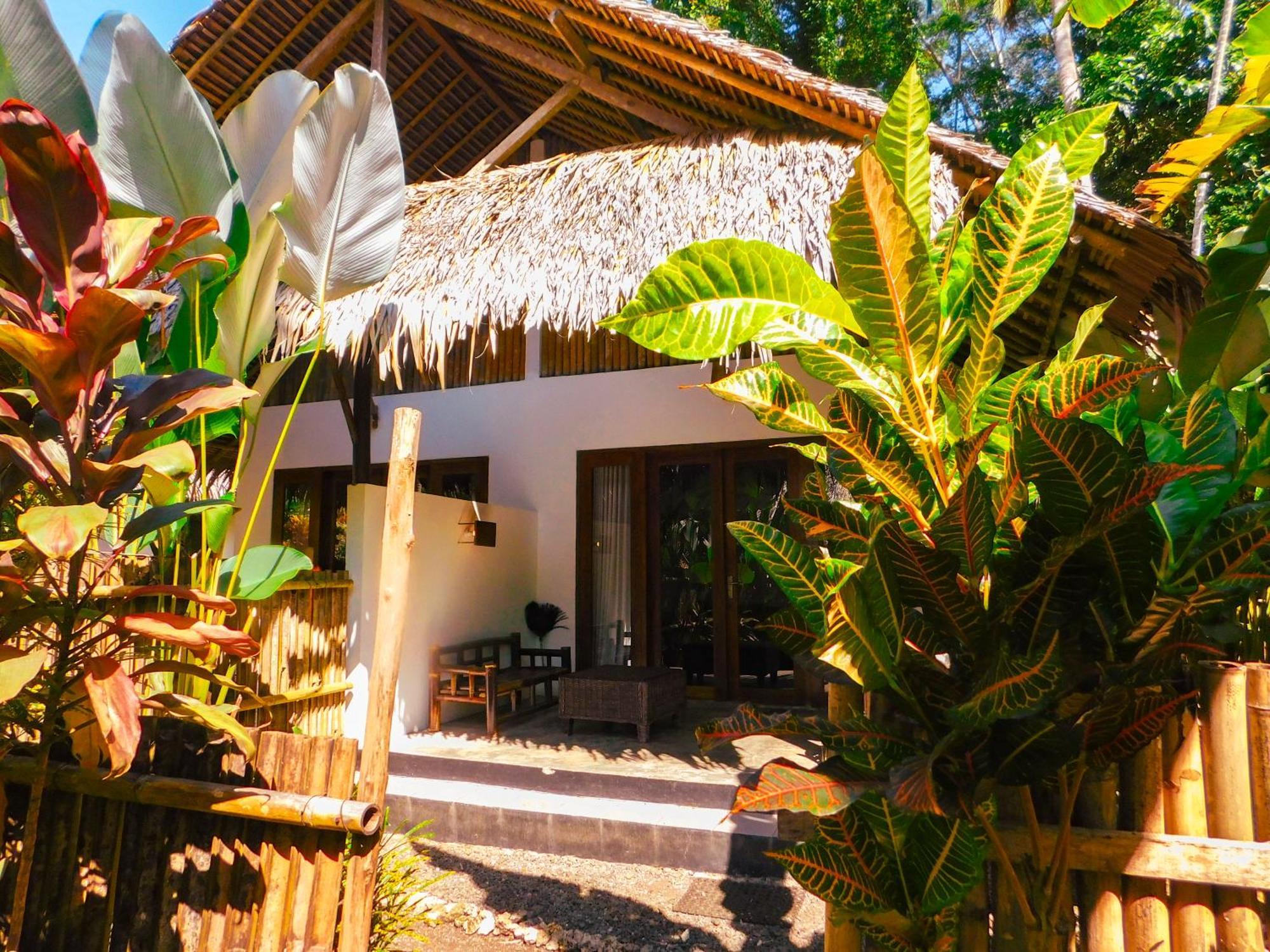 Batukaras Rnv Eco Resort Bungalows מראה חיצוני תמונה