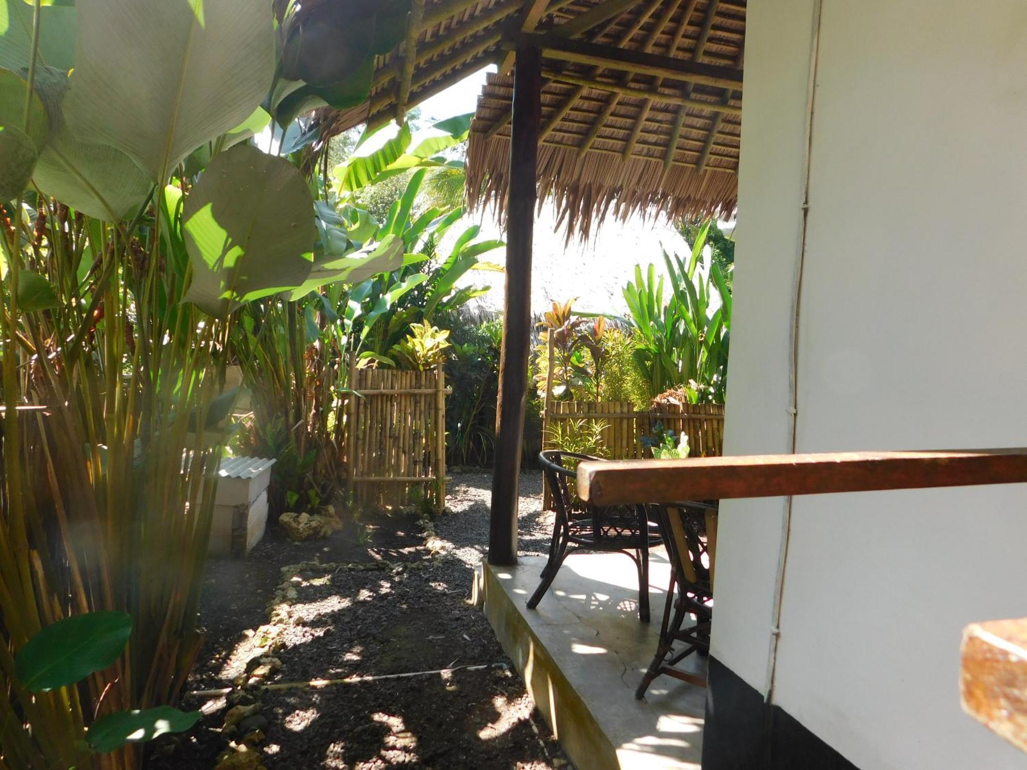 Batukaras Rnv Eco Resort Bungalows מראה חיצוני תמונה