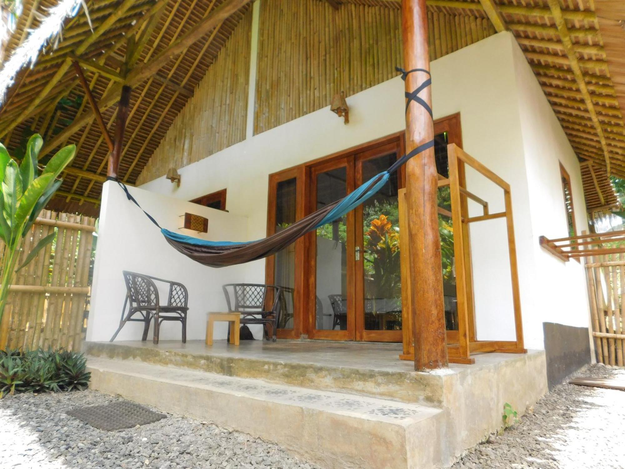 Batukaras Rnv Eco Resort Bungalows מראה חיצוני תמונה