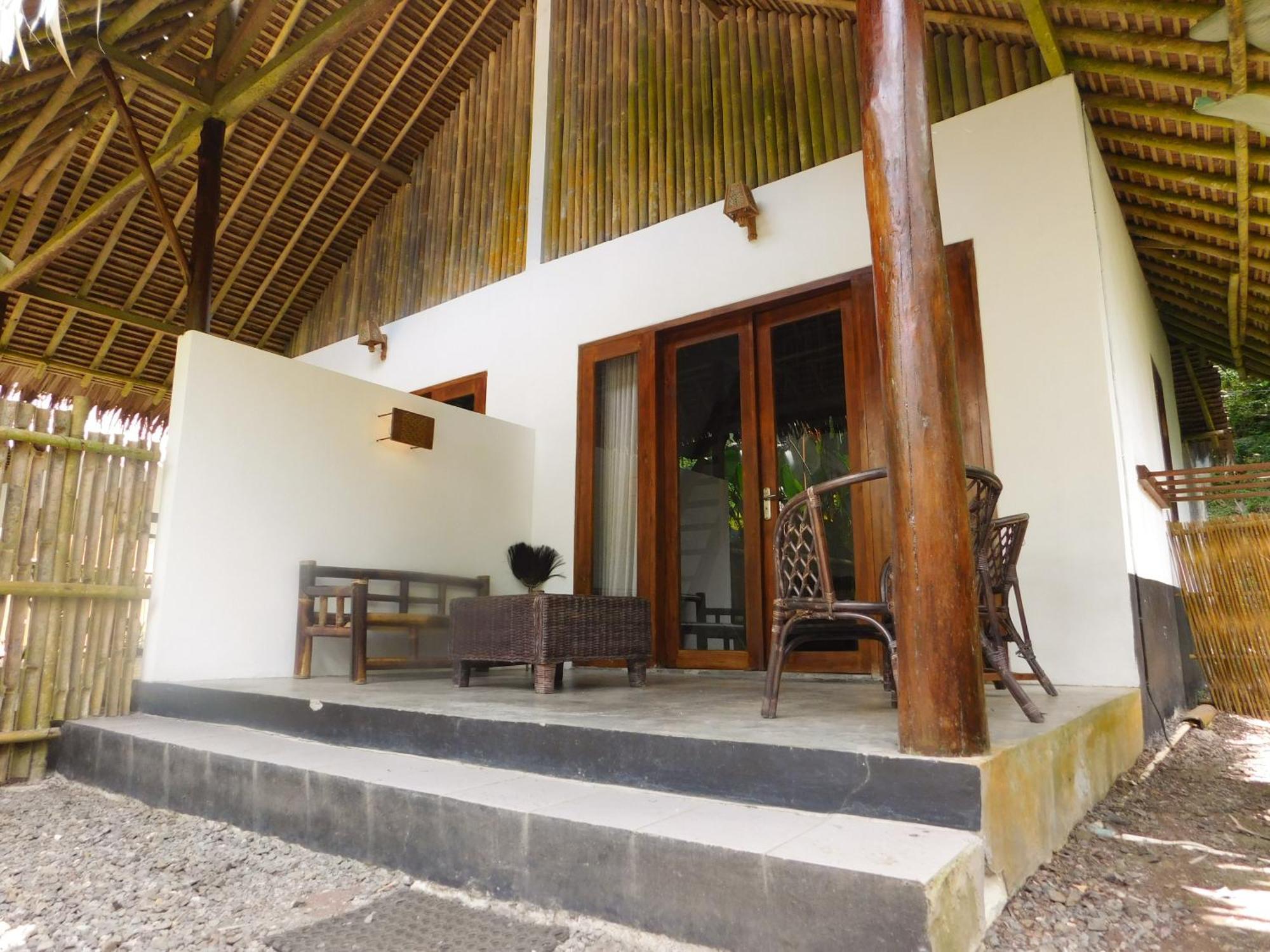 Batukaras Rnv Eco Resort Bungalows מראה חיצוני תמונה