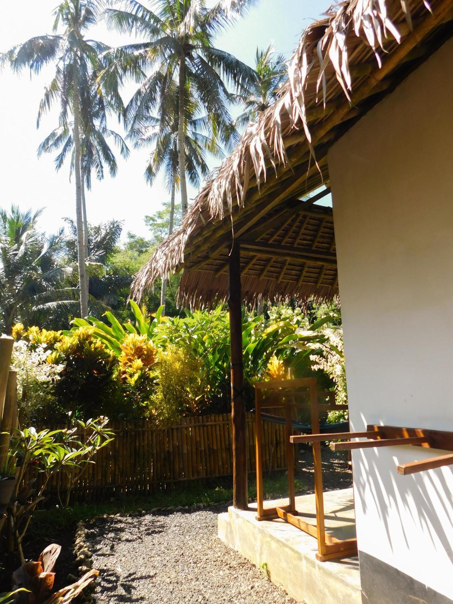 Batukaras Rnv Eco Resort Bungalows מראה חיצוני תמונה
