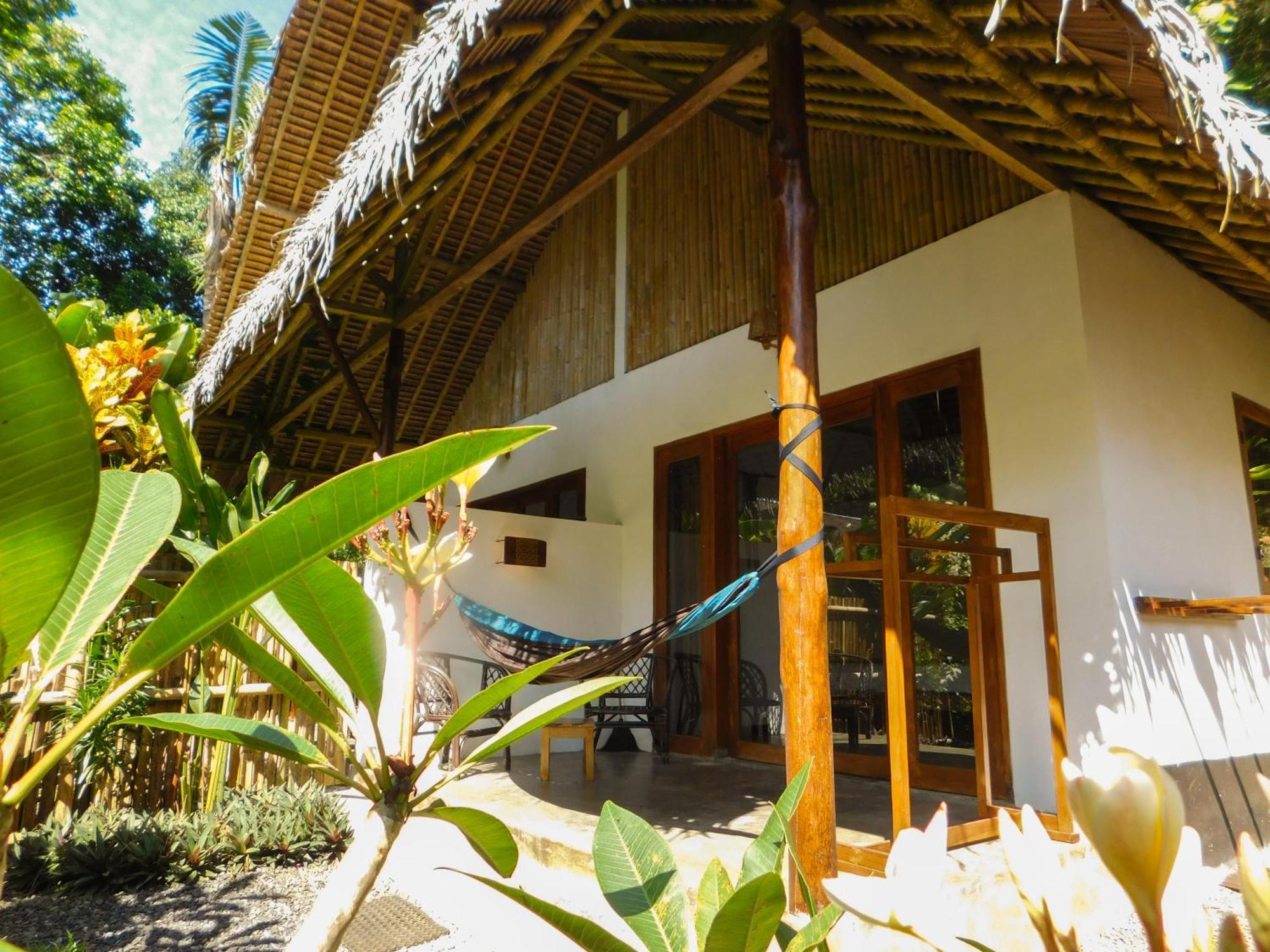Batukaras Rnv Eco Resort Bungalows מראה חיצוני תמונה